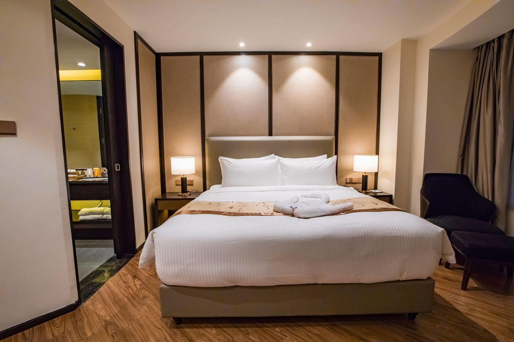 Ramada Shanghai Songjiang Exterior photo