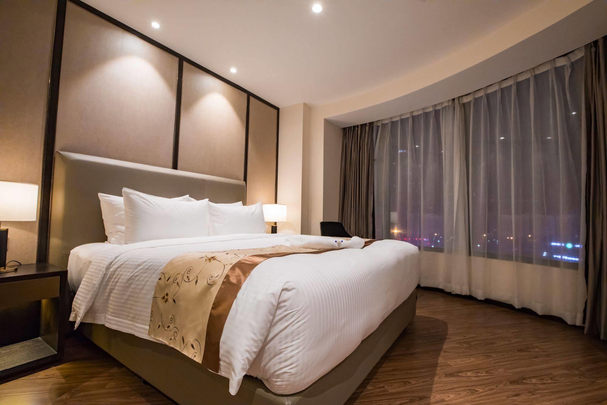 Ramada Shanghai Songjiang Exterior photo