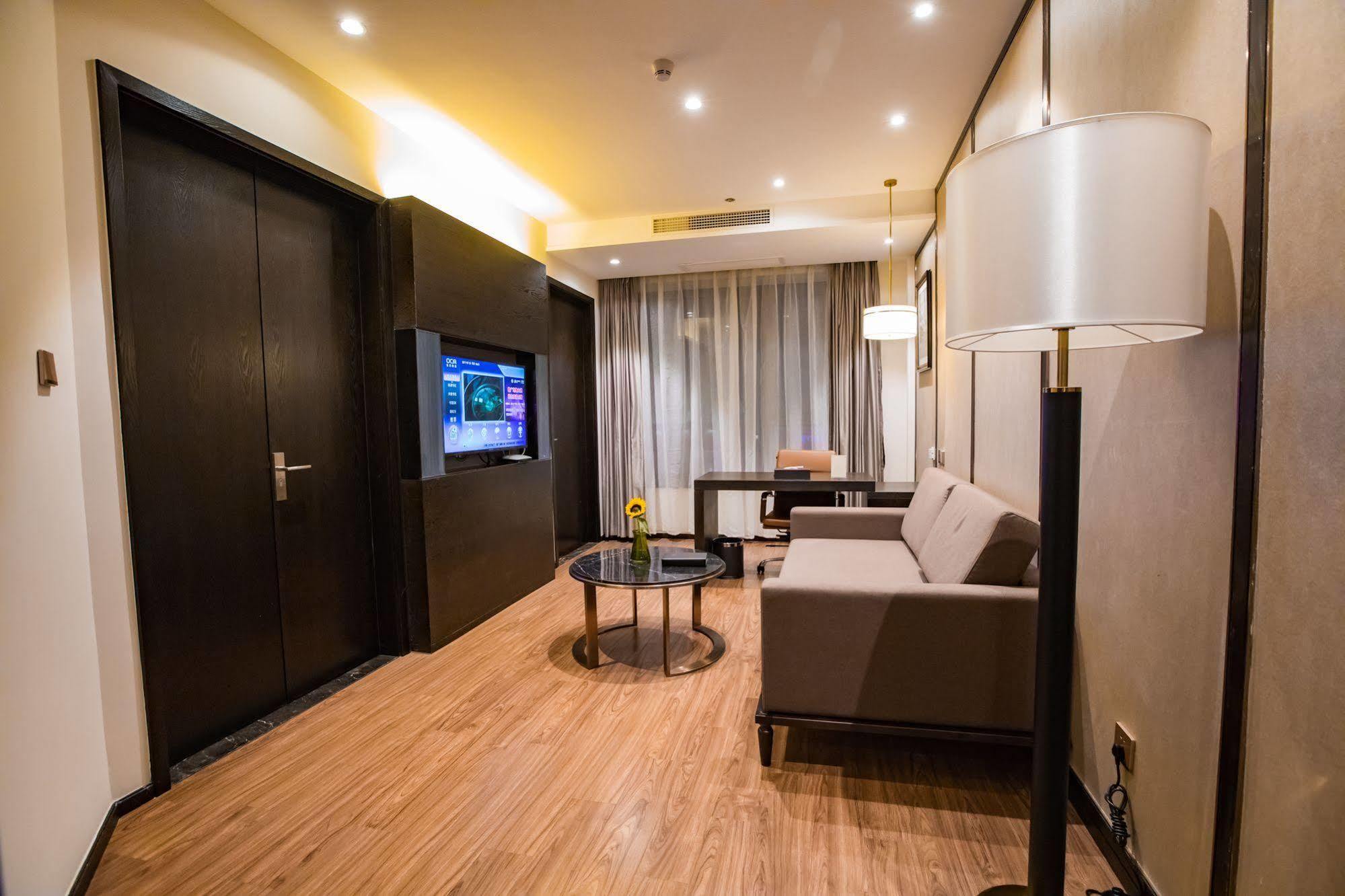 Ramada Shanghai Songjiang Exterior photo